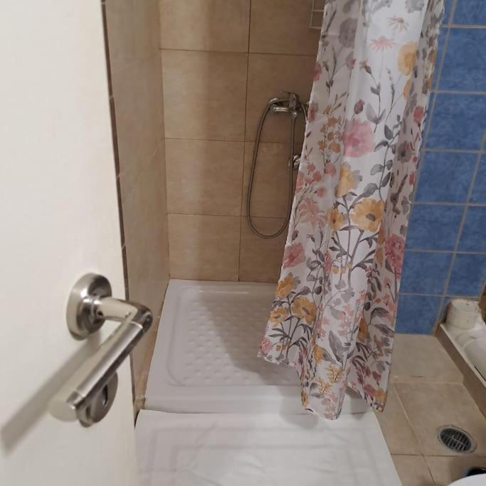 Zenia Home 1 Στην Καρδιά Της Πάτρας Exteriör bild