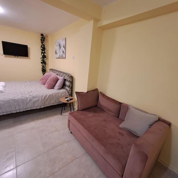 Zenia Home 1 Στην Καρδιά Της Πάτρας Exteriör bild